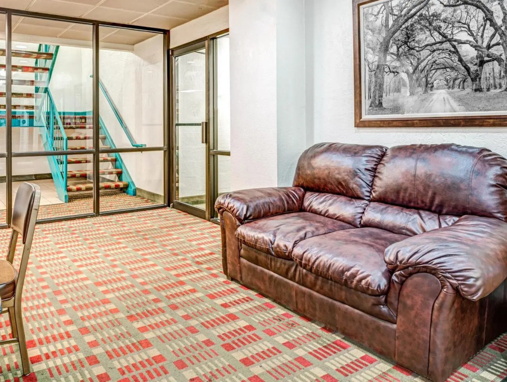 BridgePointe Inn & Suites by BPhotels, Council Bluffs, Omaha Area