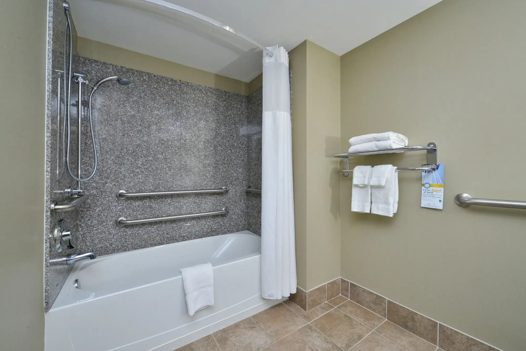 Quality Inn & Suites Tampa near Fairgrounds and Casino