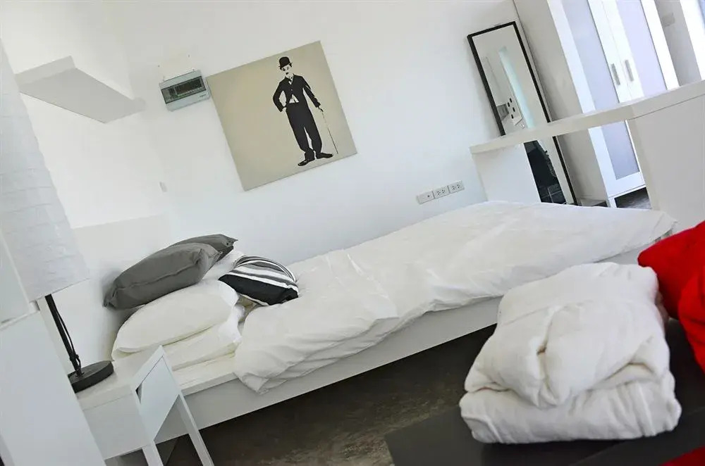Villa Q at Design Square