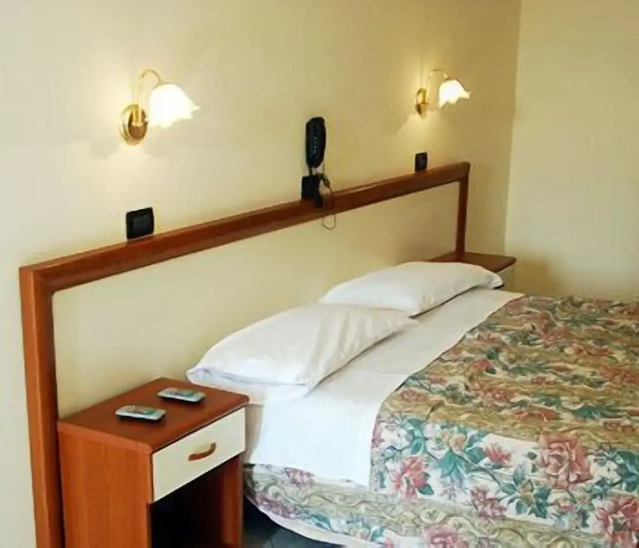Serafino Liguria Hotel