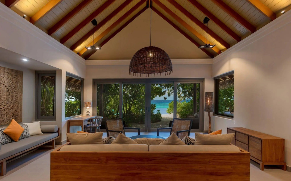 Vakkaru Maldives - Luxury Private Island Resort