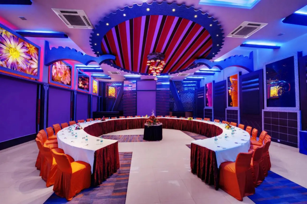 Ginger Agra, Fatehabad Road