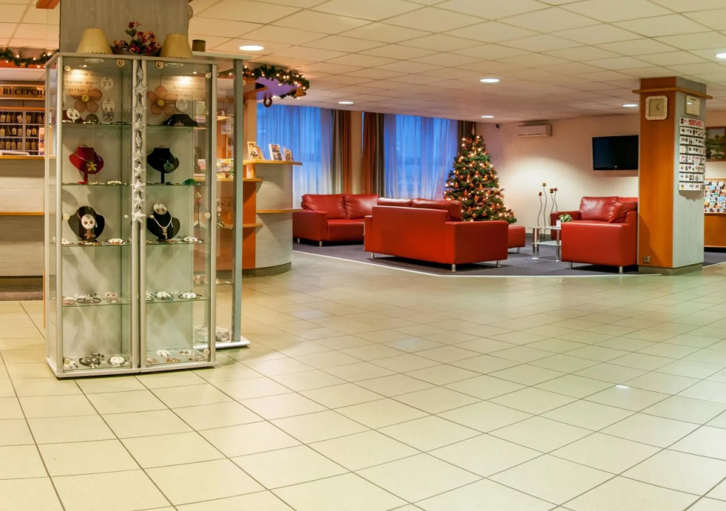 Gerand Hotel Eben