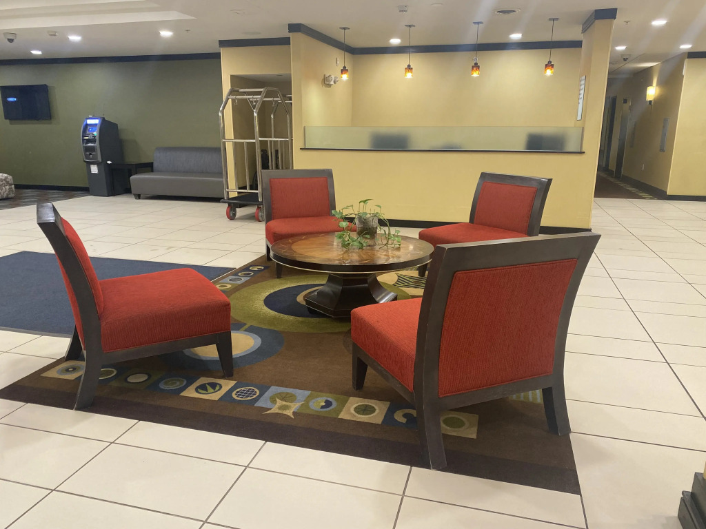 Holiday Inn Express & Suites Detroit North - Troy by IHG