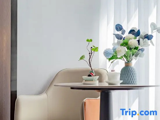 Elong Wanguo Hotel (Jinan Railway Station K88 Famous Spring Plaza)