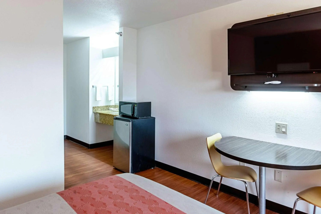 Motel 6-Lebanon, IN