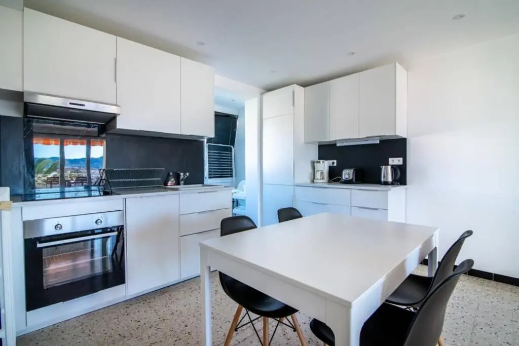 Superb apt in Cannes - Sea view - 6 people