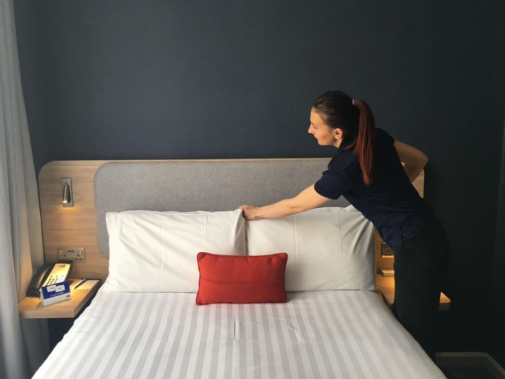 Holiday Inn Express London Victoria by IHG