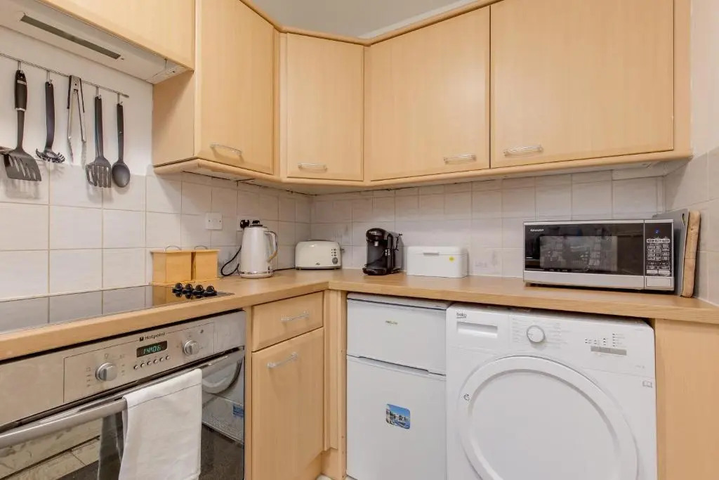 ALTIDO Chic 2BR Apt at the Heart of The Royal Mile