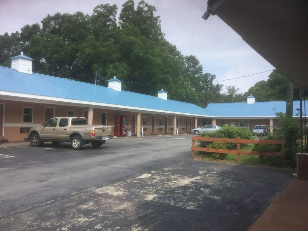 Budget Inn Express