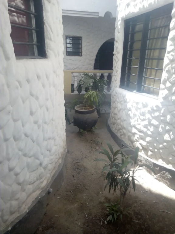 Kendas Village