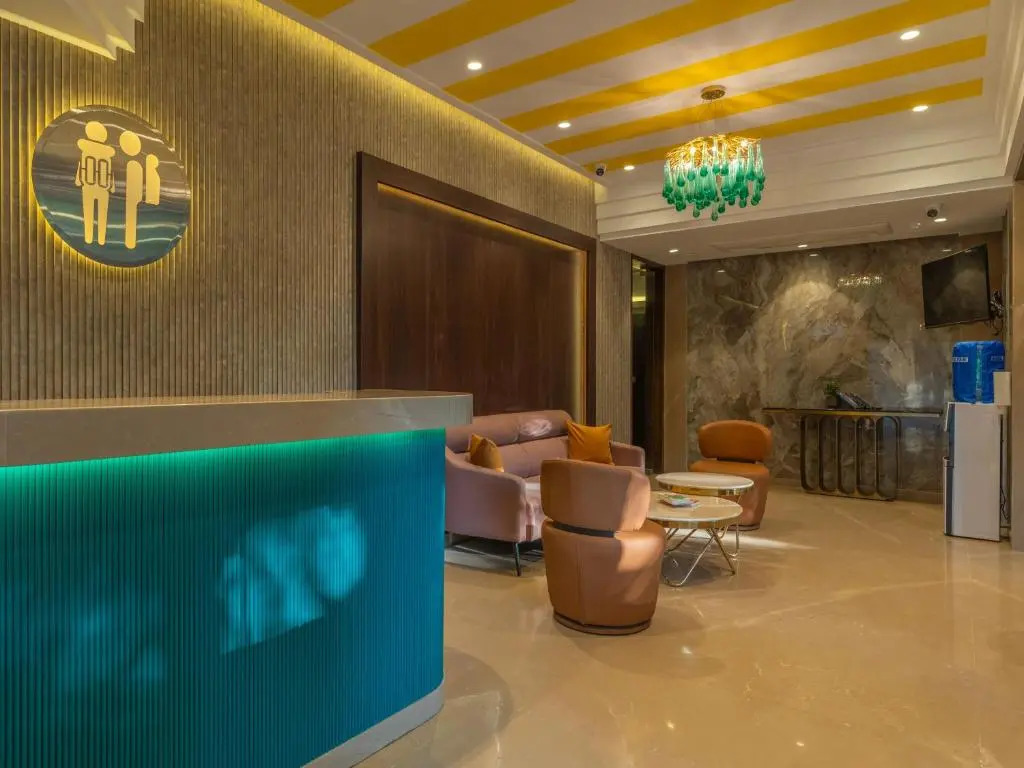 The Hosteller Mumbai, International Airport
