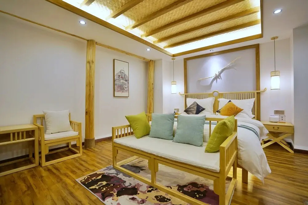 Yueju Wenlv · Yuexijiang Boutique Holiday Hotel (Leishan Xijiang Qianhu Miaozhai)