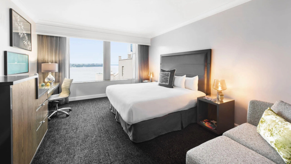 Hilton Motif Seattle