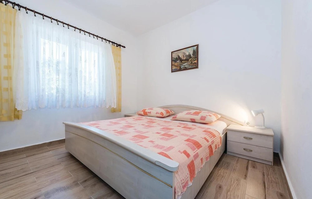 Nice Home in Vodice With Wifi and 3 Bedrooms