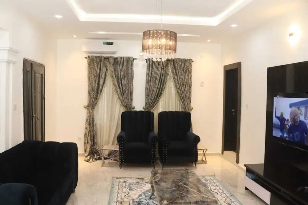 Luxurious 1 Duplex and 3 Flats Apartments, Ugbor Village RD, Benin City Nigeria