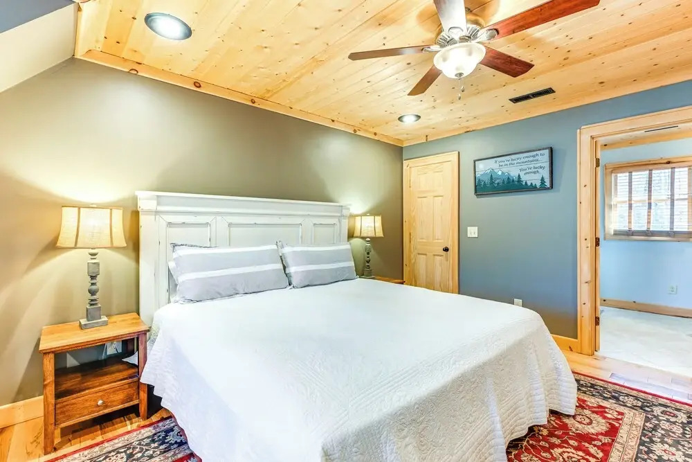 13 Mi to Cashiers! Family Cabin w/ Wraparound Deck