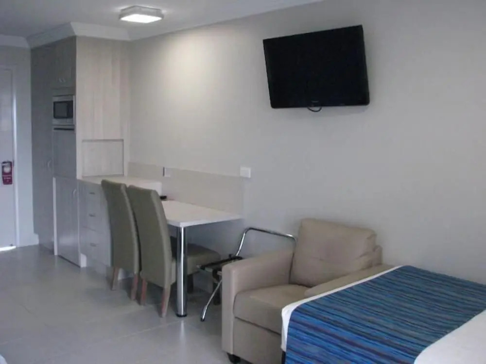 Cardwell Beachcomber Motel & Tourist Park