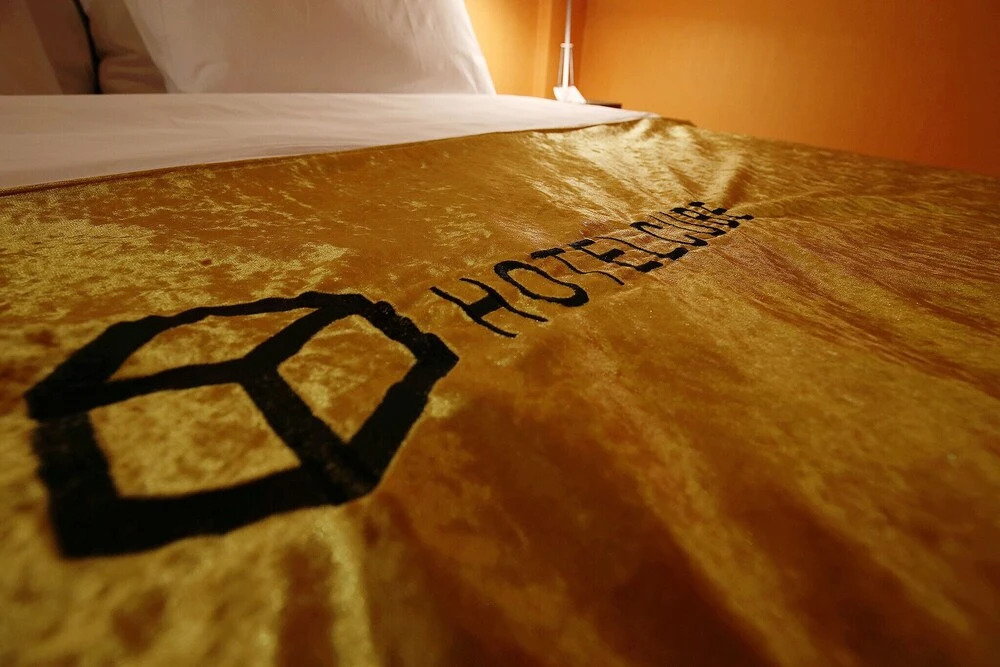 Asan Hotel Cube