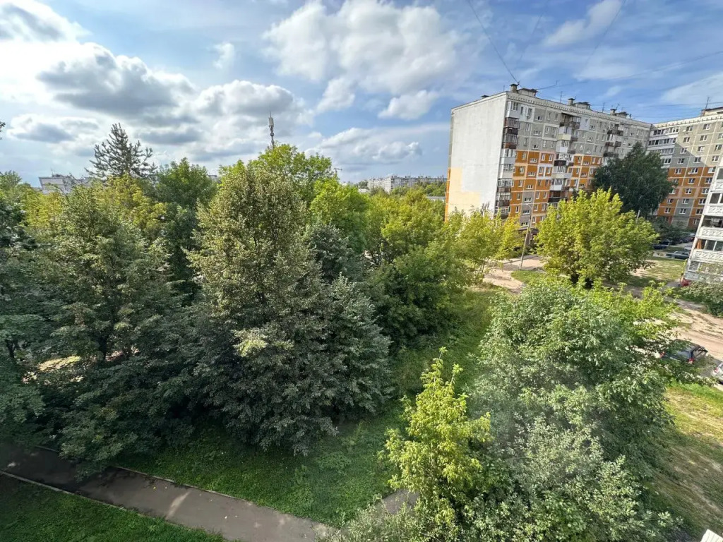 Apartament 52 на улице Челюскинцев 15