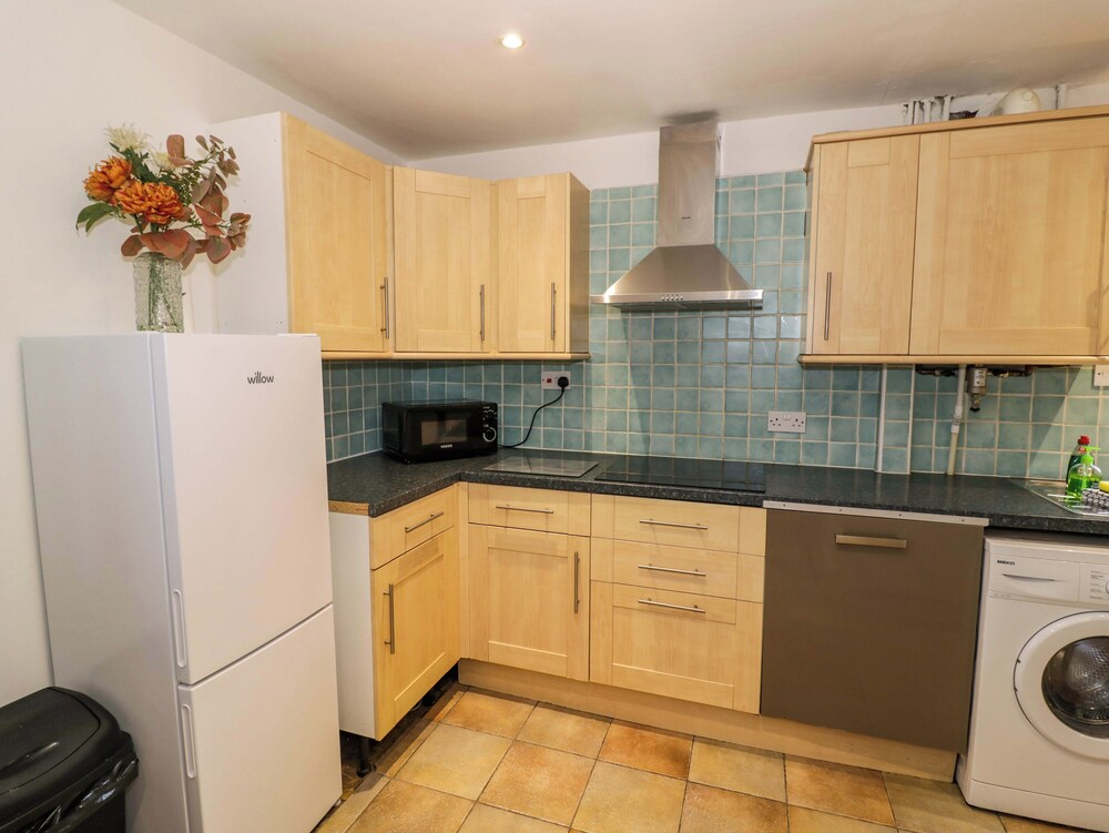 7 Waverton Mews