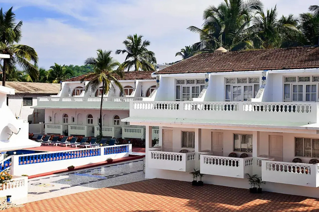 Qees Empire Beachfront Resort