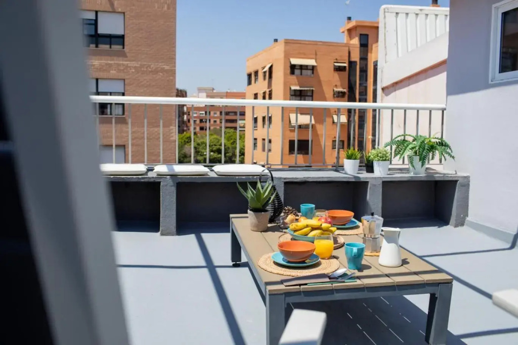 Cabanyal 3 Bedroom WIFI AC Terrace Beach Penthouse