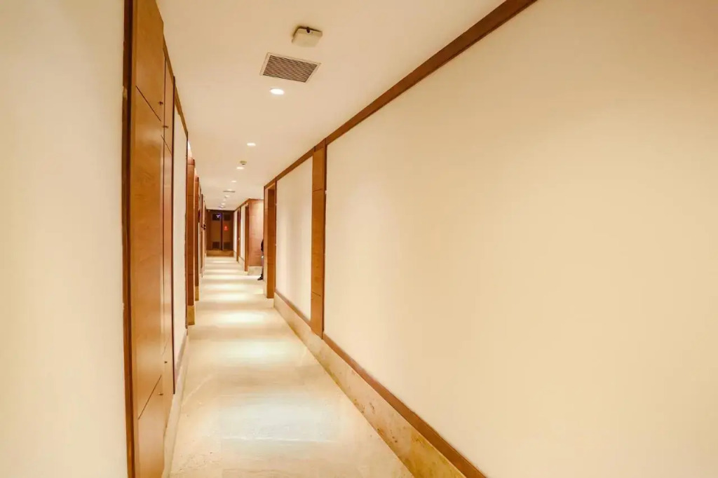 FabHotel F9 Chhatarpur