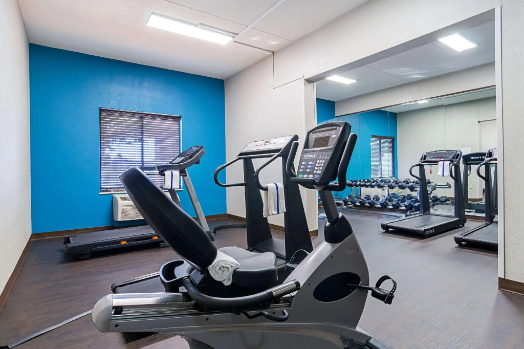 Holiday Inn & Suites Richmond West End by IHG