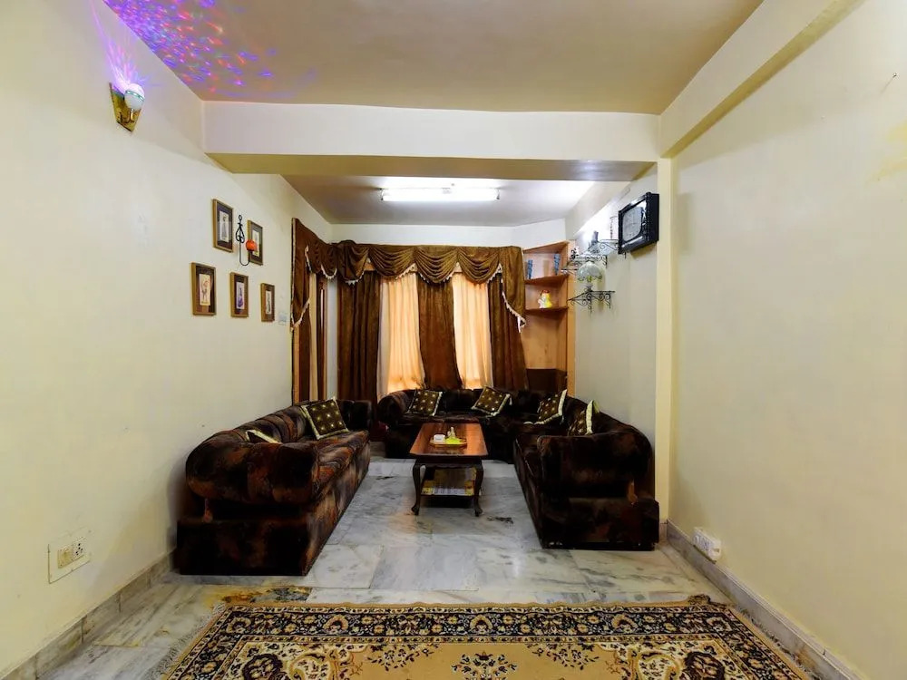 Oyo Home 14045 Peaceful 3Bhk