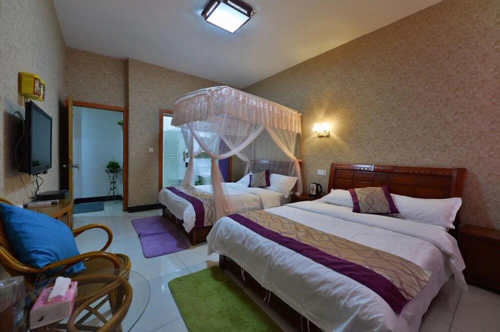 Wuzhen Pomegrante Garden Hotel