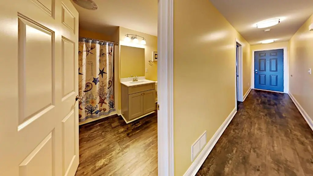 Put-In-Bay Waterfront Condo #108