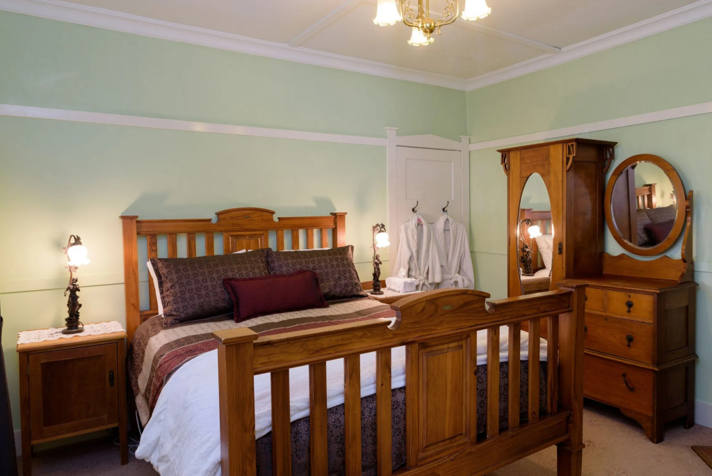 Shelton-Lea B&B