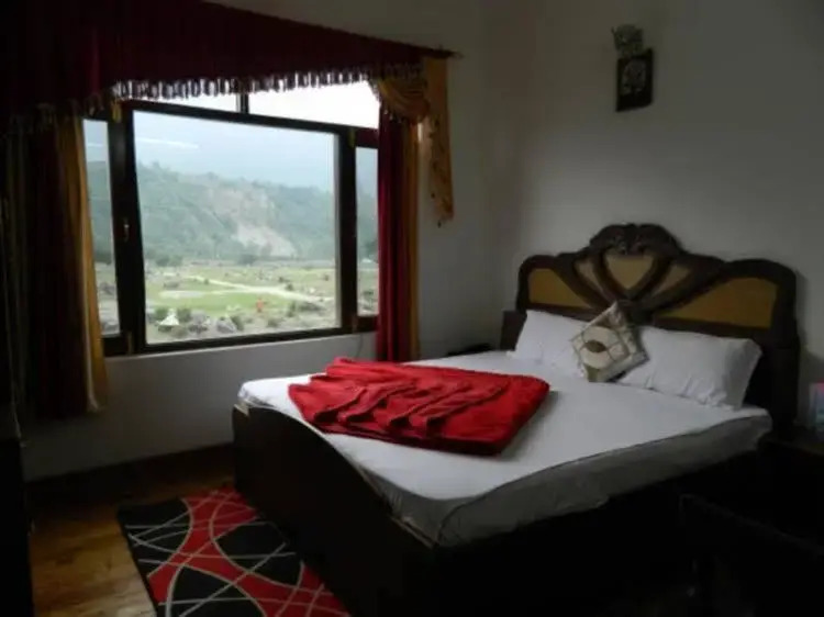 Hotel Baragarh Regency