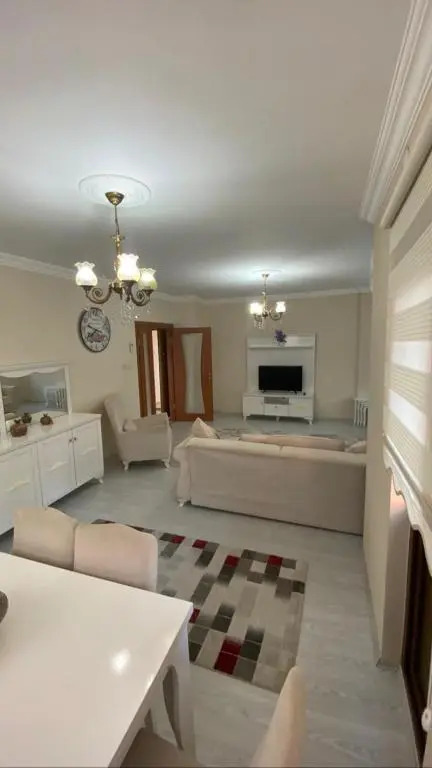 Ai̇port Happy House