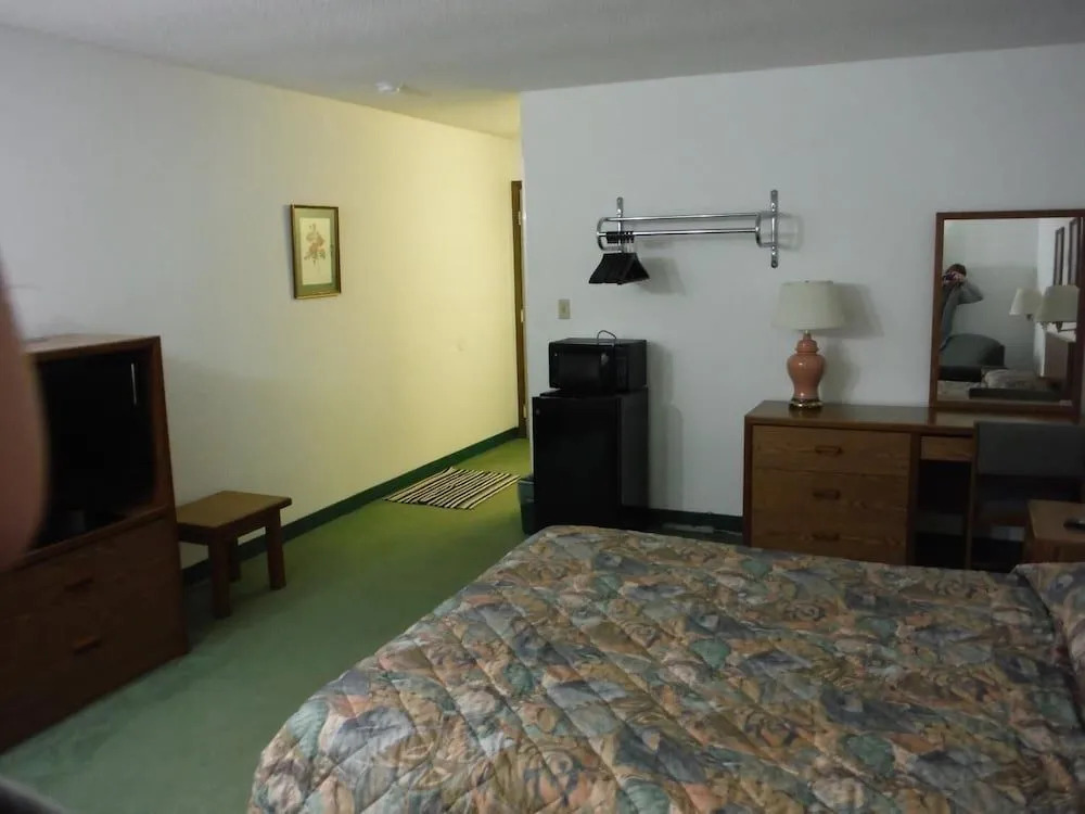 Caravan Motel