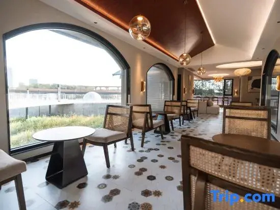 Mingshu Fengxiang Shiguang Homestay