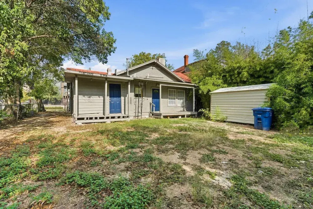 Spacious 2BR Duplex Near Downtown San Antonio