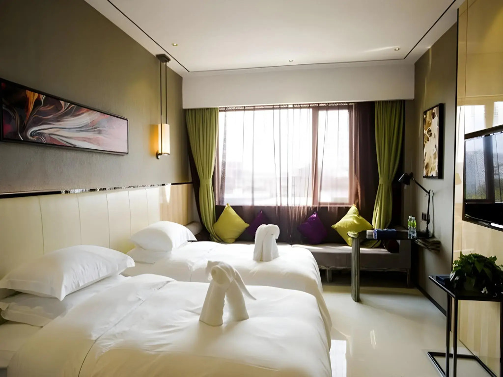 Lori Star Hotel