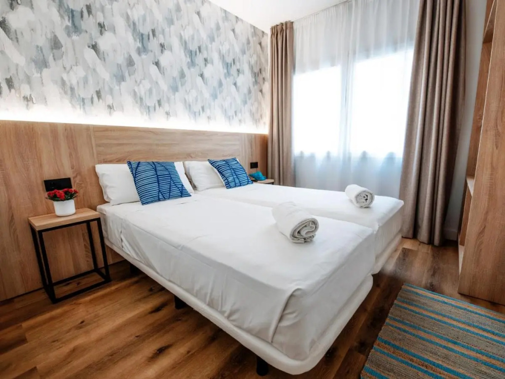 Sweet Lloret Suites - Smart Hotel