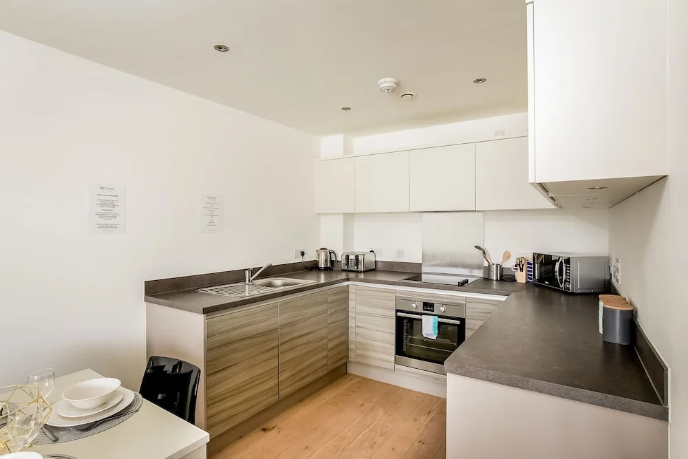 Rethink Living - Luxury Brighton Marina