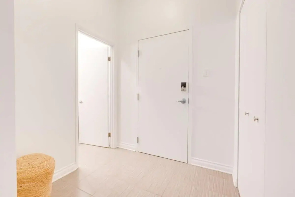 M11 Stylish Modern 3BR in Prime Location