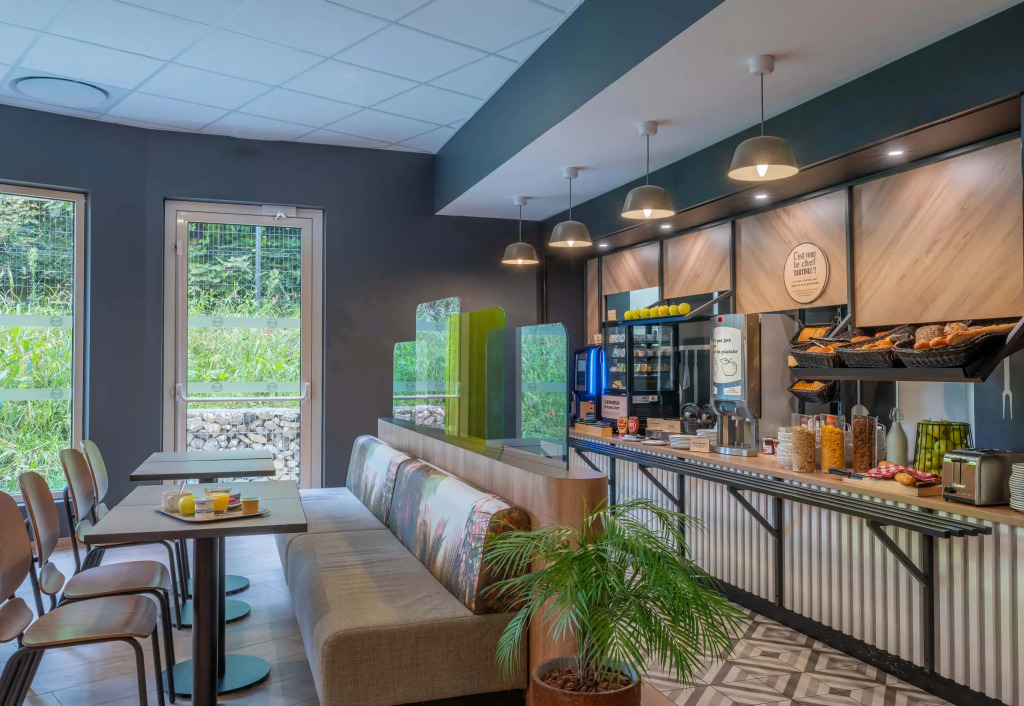 B&B HOTEL Annecy Cran-Gevrier