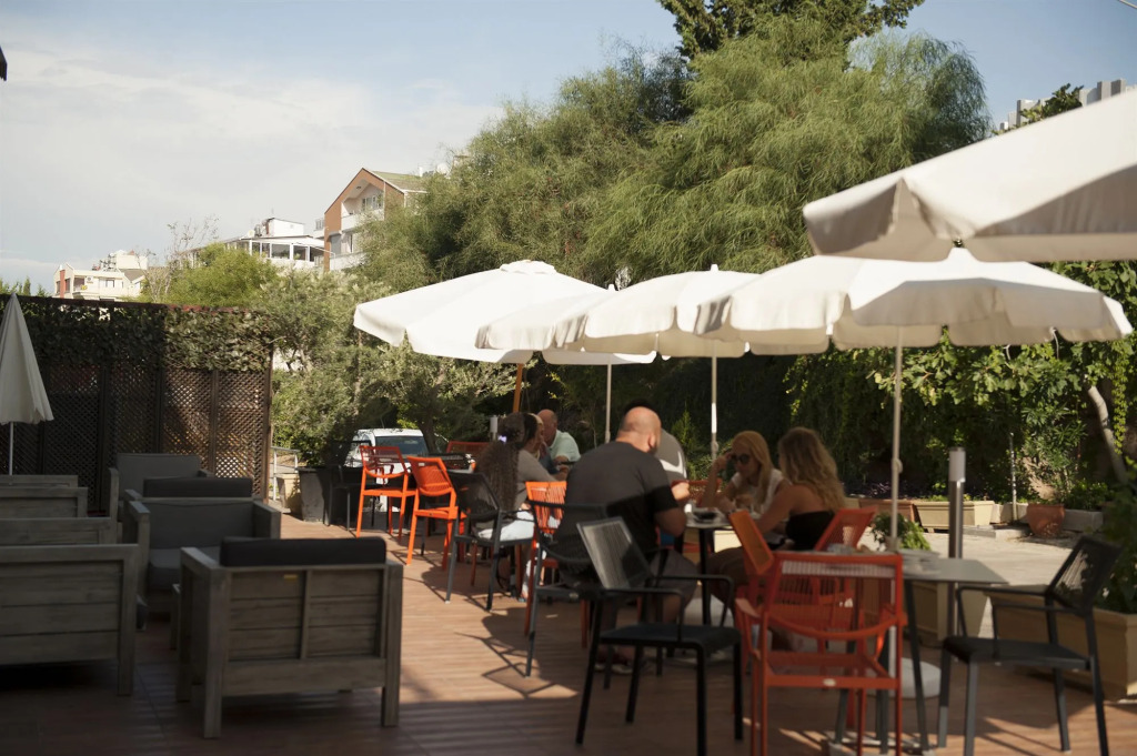 Regna Hotel