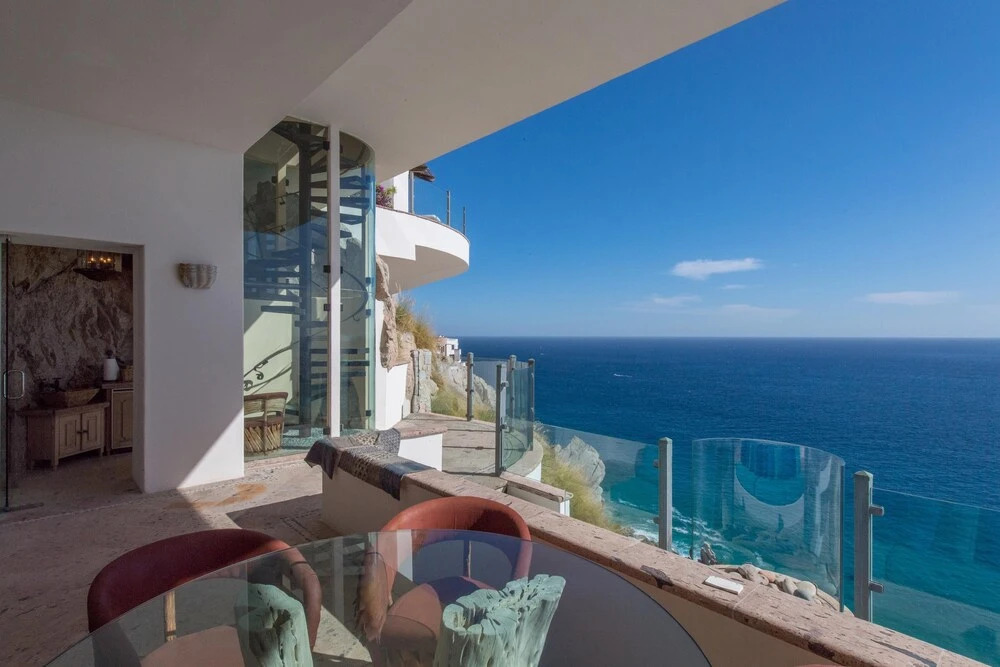 Sophisticated Cliffside Platinum Villa Turquesa 9BR Overlooking the Pacific