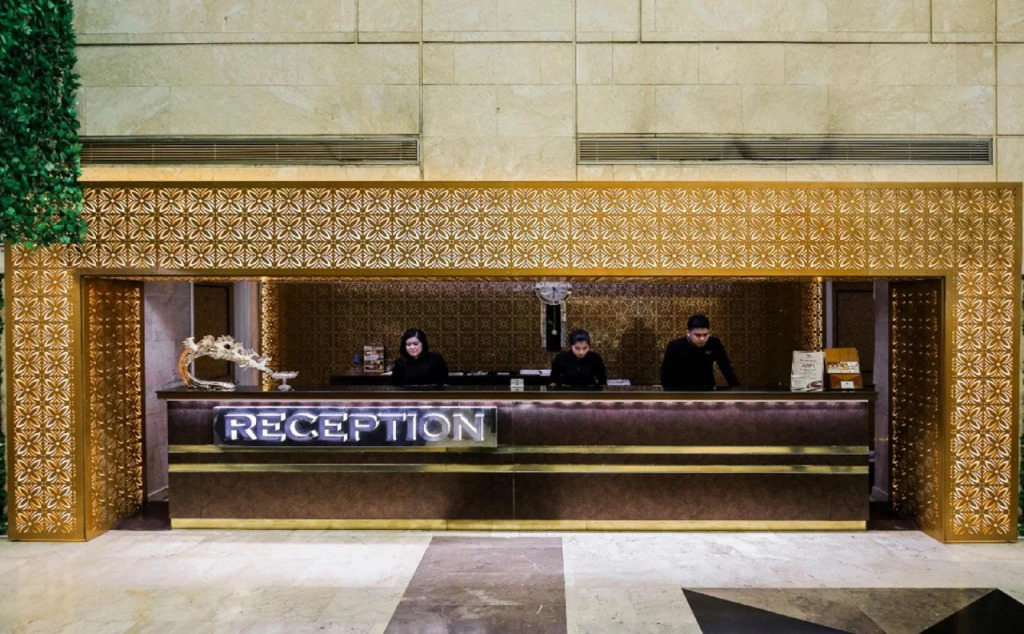 Surabaya Suites Hotel Powered by Archipelago