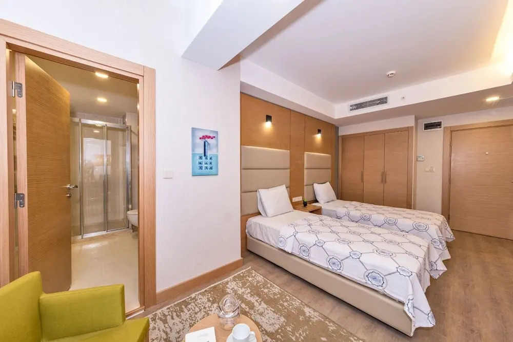 Echoll Hotel