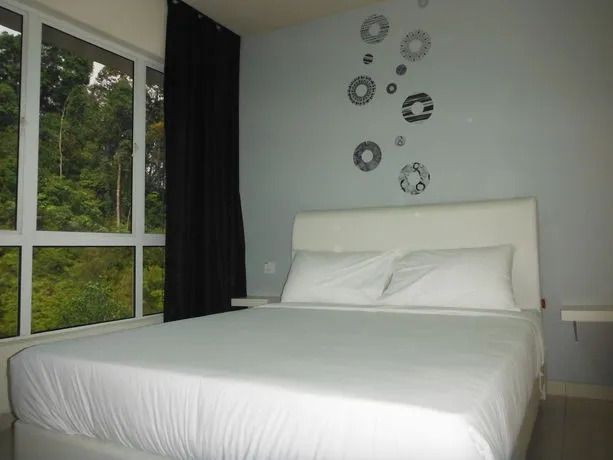 Smile Hotel Seri Kembangan