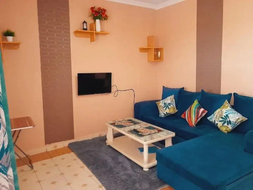 Lux Suites Hotfoot Homestays  Isiolo