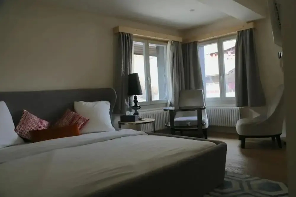 Hotel Ora Lake View
